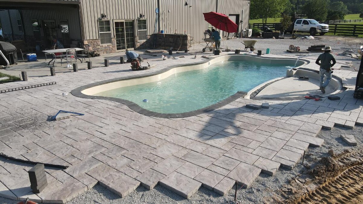 Images Lamb's Lawn Service & Landscaping LLC