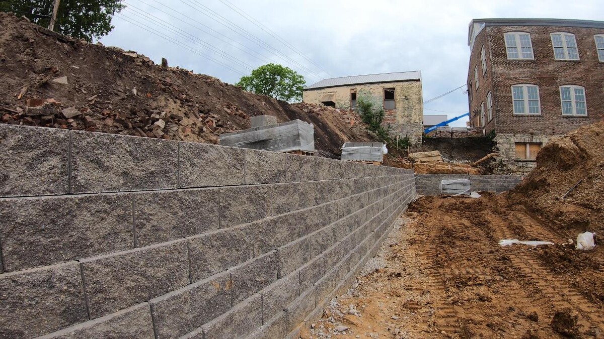 Images Lamb's Lawn Service & Landscaping LLC