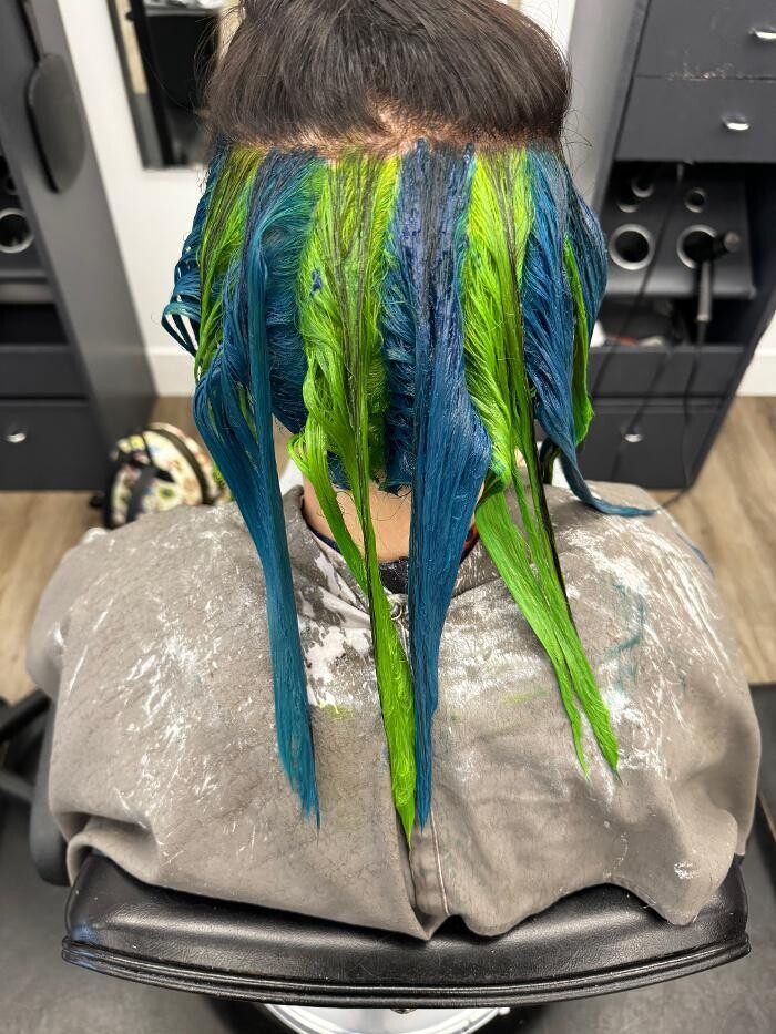 Images Fantastic Sams Cut & Color