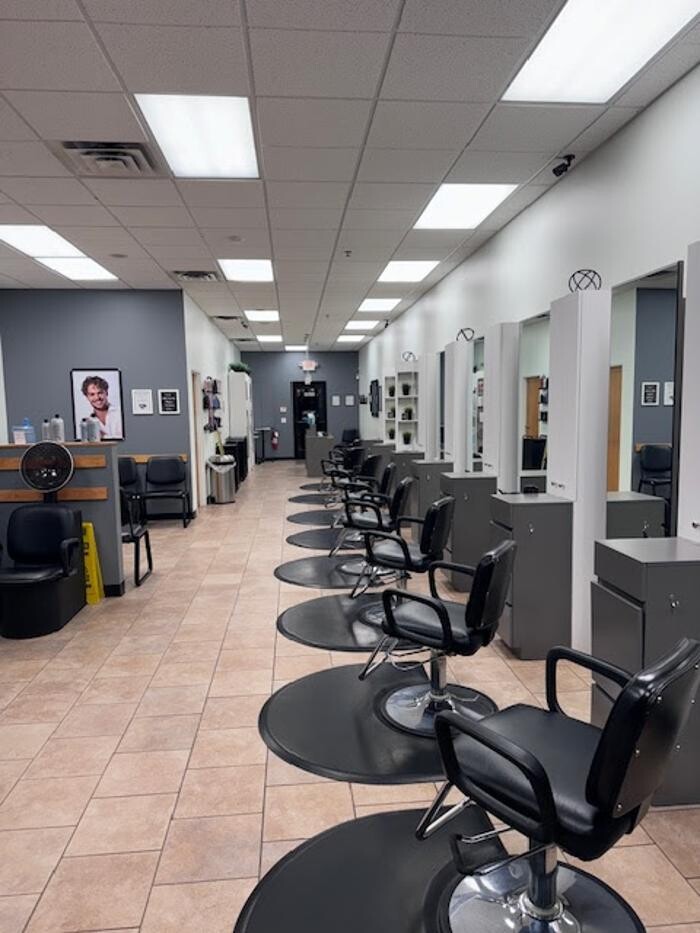 Images Fantastic Sams Cut & Color-Maple Grove (The Grove)