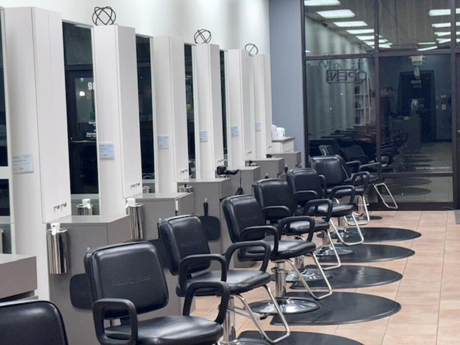 Images Fantastic Sams Cut & Color-Maple Grove (The Grove)