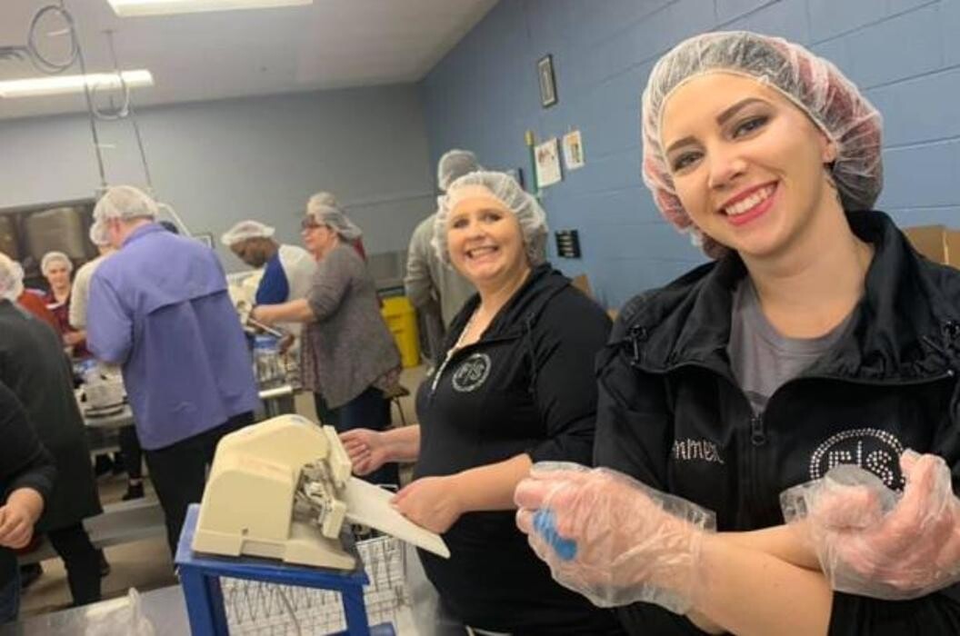 Images Fantastic Sams Cut & Color-Maple Grove (The Grove)