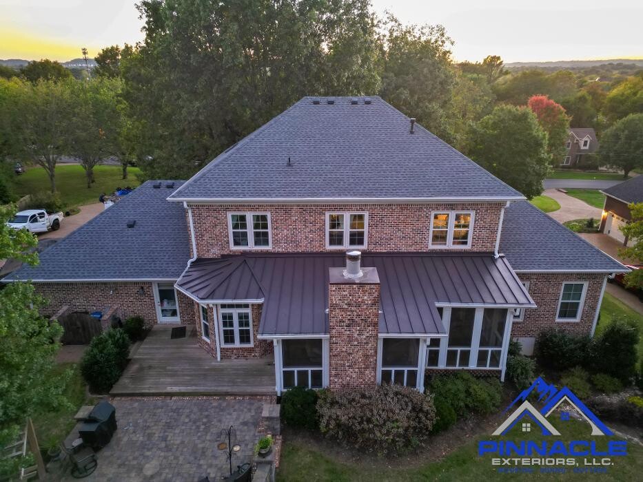 Images Pinnacle Exteriors, LLC.