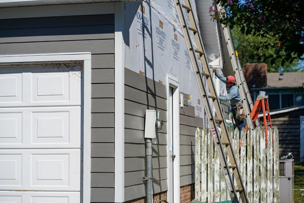 Images Pinnacle Exteriors, LLC.