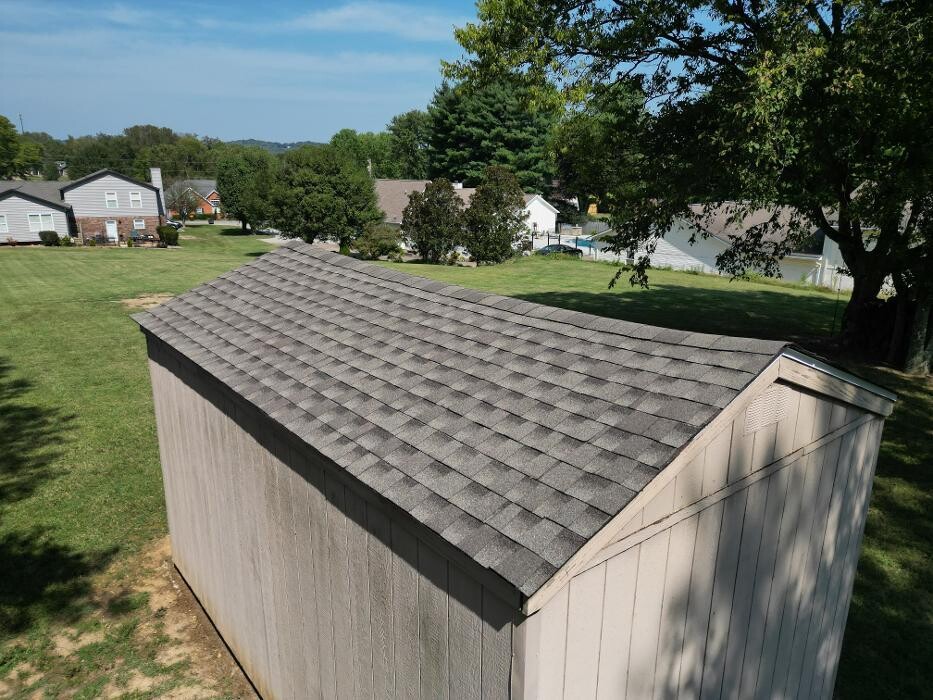 Images Pinnacle Exteriors, LLC.