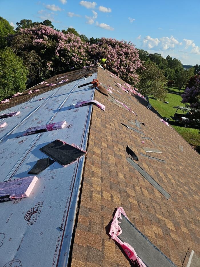 Images Pinnacle Exteriors, LLC.