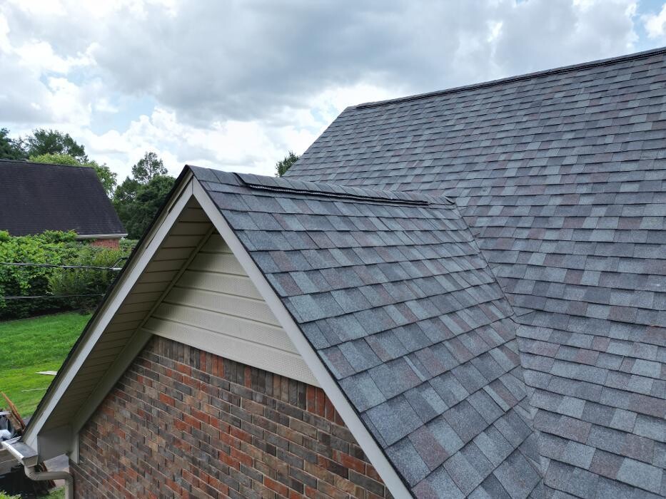 Images Pinnacle Exteriors, LLC.