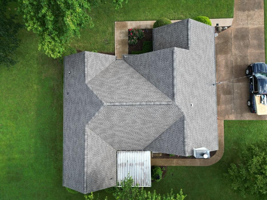 Images Pinnacle Exteriors, LLC.