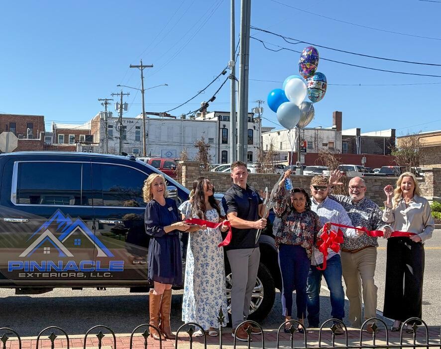 Images Pinnacle Exteriors, LLC.