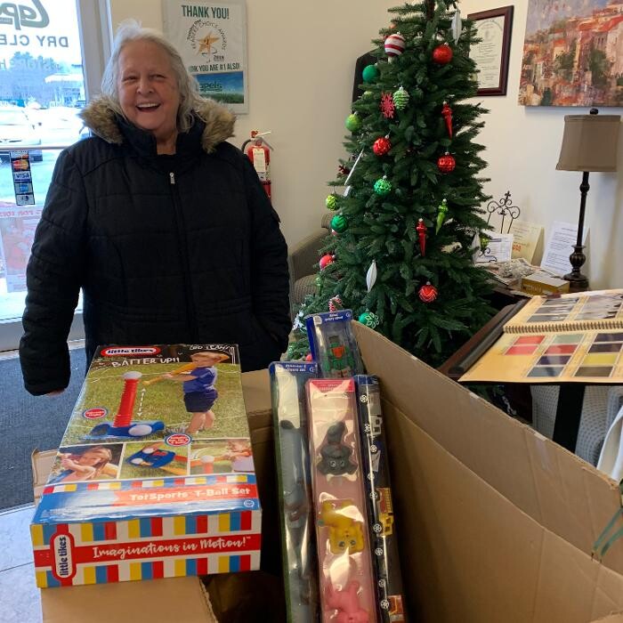 Images Lan's Lapels Cleaners - North Andover