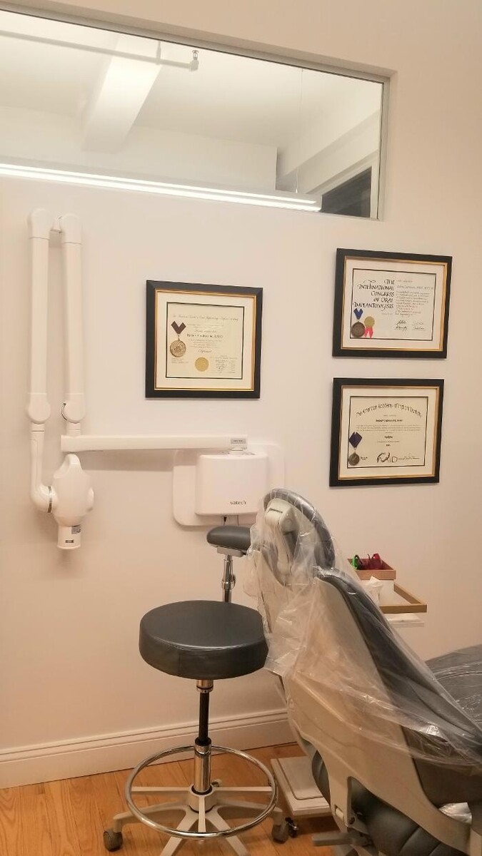 Images Robert Castracane, DMD