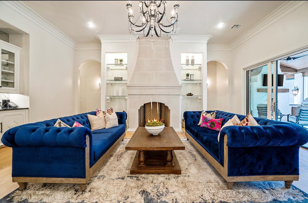 Images Frankie Meier Design2Sell