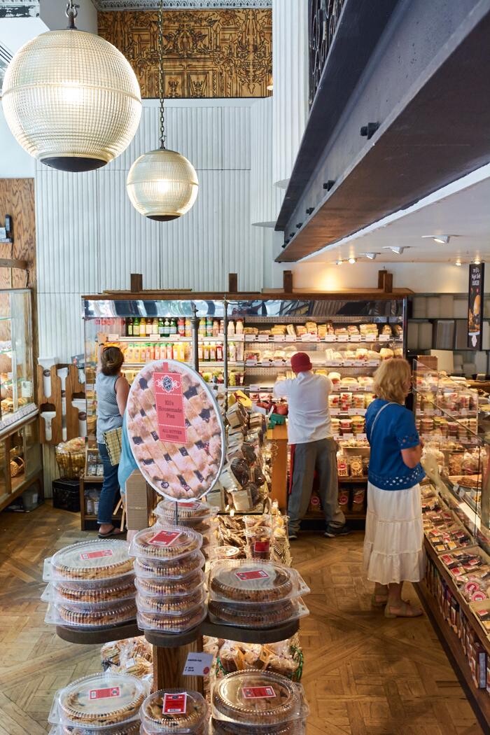 Images Eli's Essentials And Wine Bar