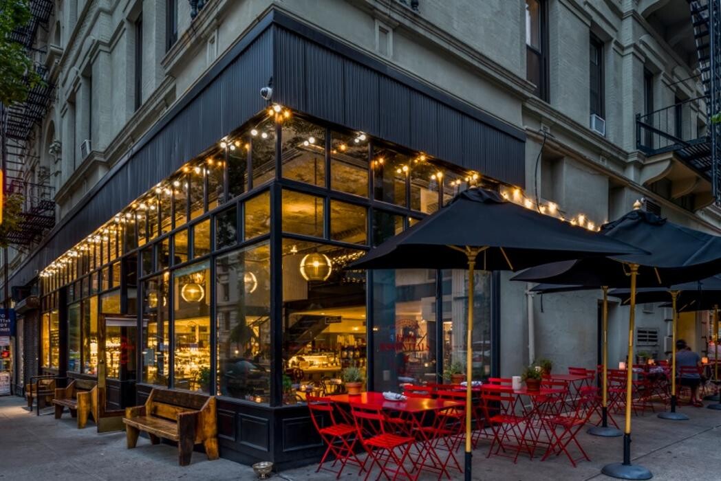 Images Eli's Essentials And Wine Bar