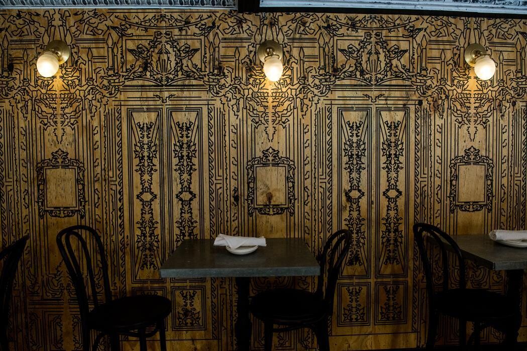 Images Eli's Essentials And Wine Bar