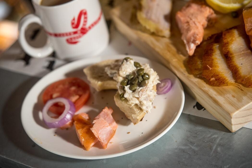 Images Eli's Essentials And Wine Bar