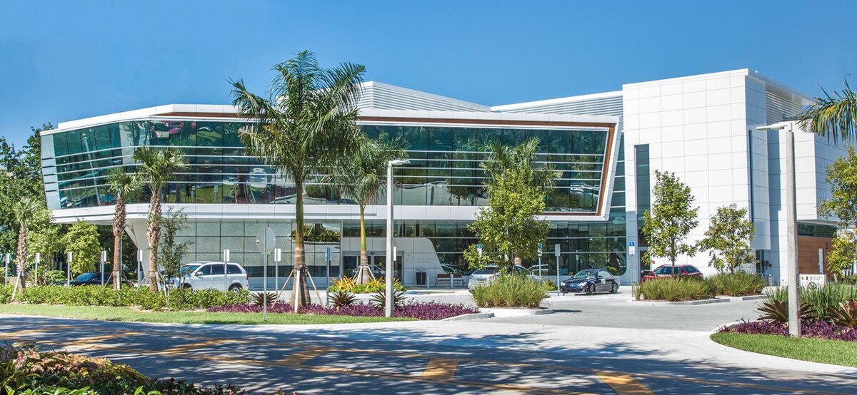 Images Bascom Palmer Eye Institute at Naples