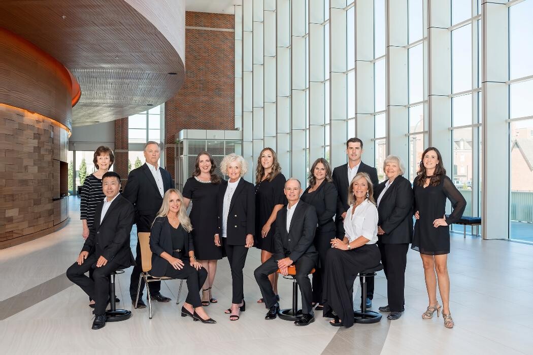 Images Real Estate Professionals: Dolores Lemon and Associates