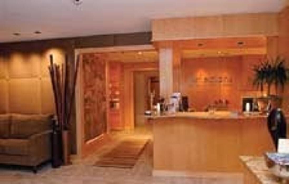 Images Reflections Center for Cosmetic Medicine