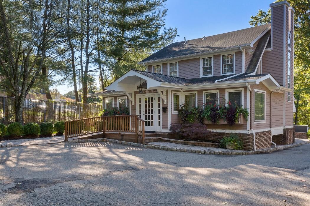 Images Reflections Center for Cosmetic Medicine