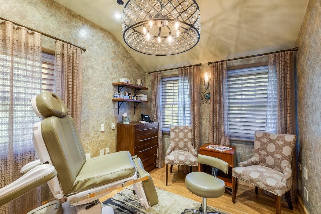 Images Reflections Center for Cosmetic Medicine