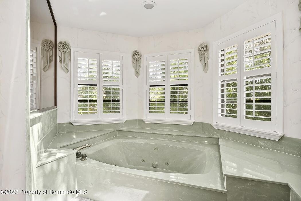 Images CENTURY 21 Alliance Realty