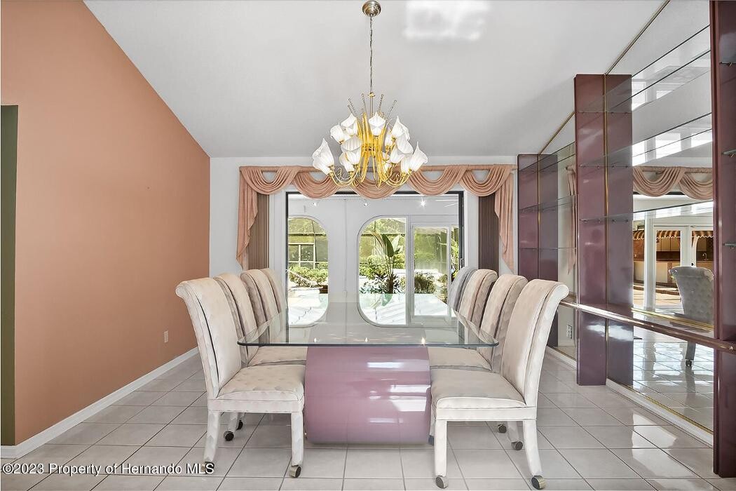 Images CENTURY 21 Alliance Realty