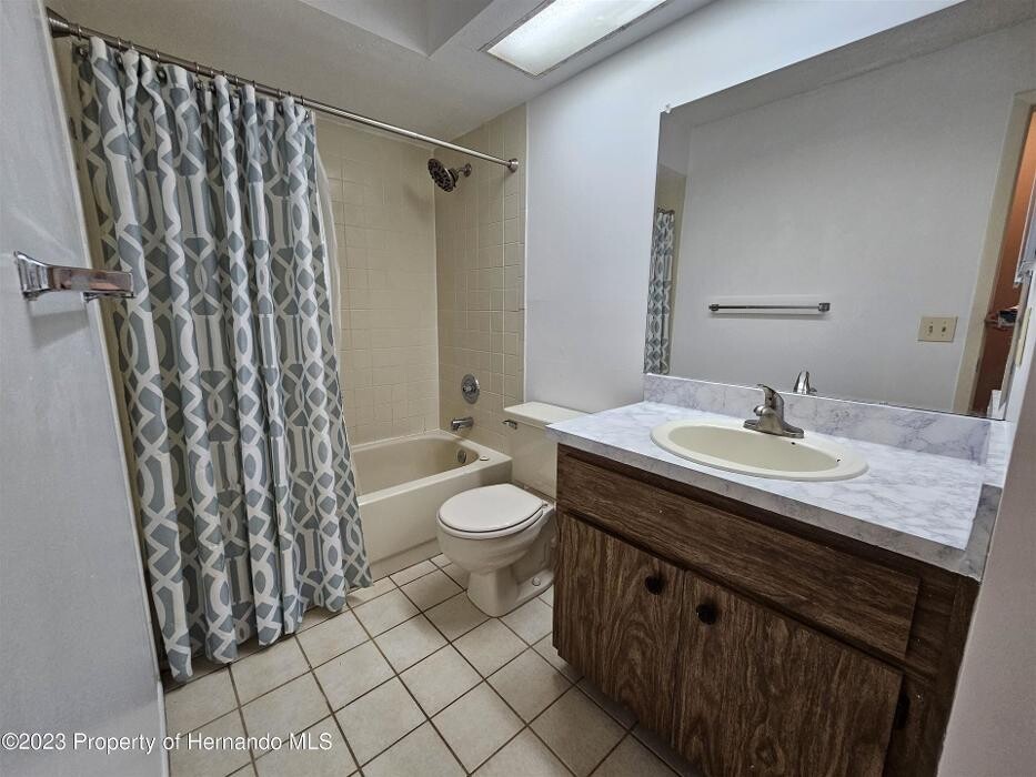 Images CENTURY 21 Alliance Realty