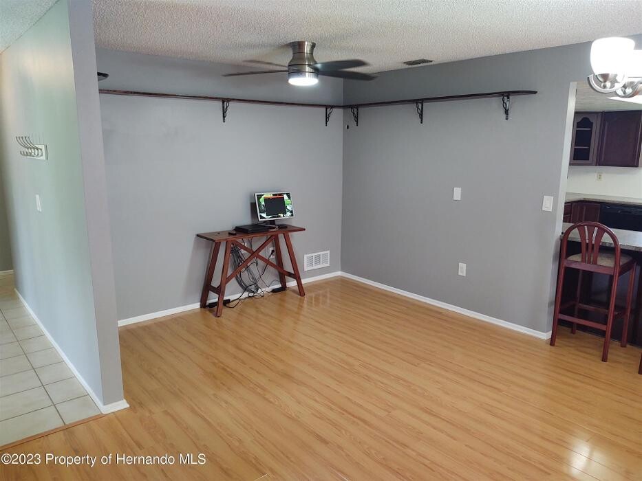 Images CENTURY 21 Alliance Realty