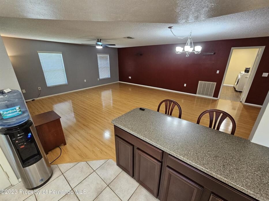 Images CENTURY 21 Alliance Realty