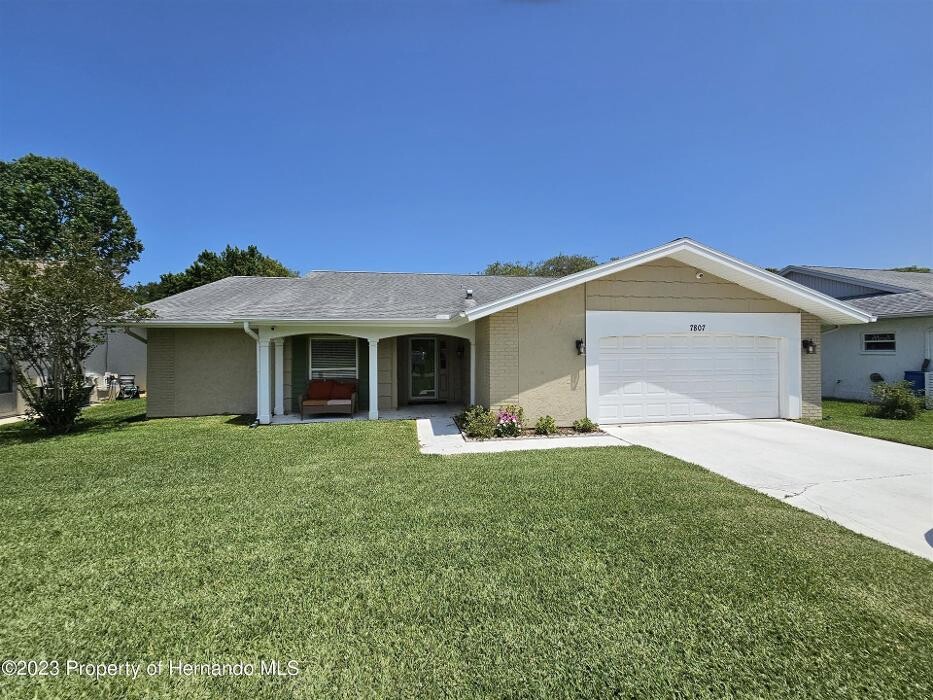 Images CENTURY 21 Alliance Realty