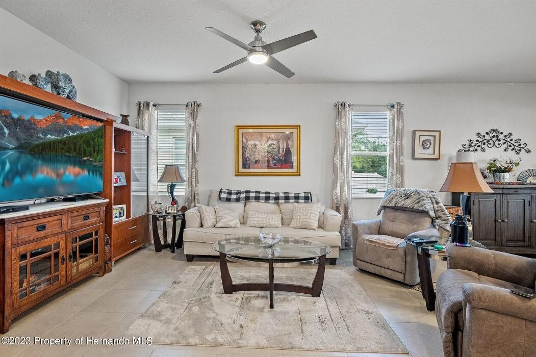 Images CENTURY 21 Alliance Realty
