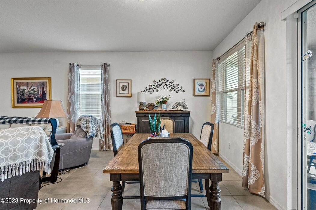 Images CENTURY 21 Alliance Realty