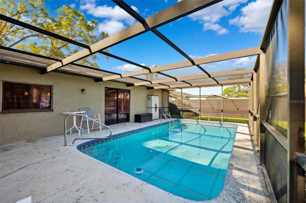 Images CENTURY 21 Alliance Realty