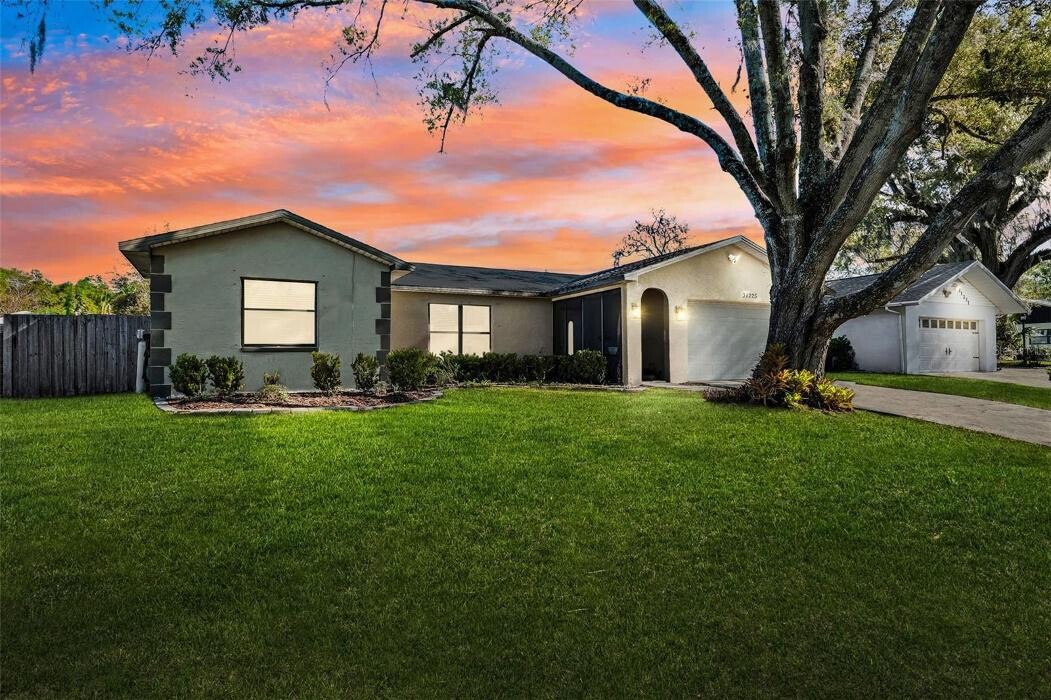Images CENTURY 21 Alliance Realty