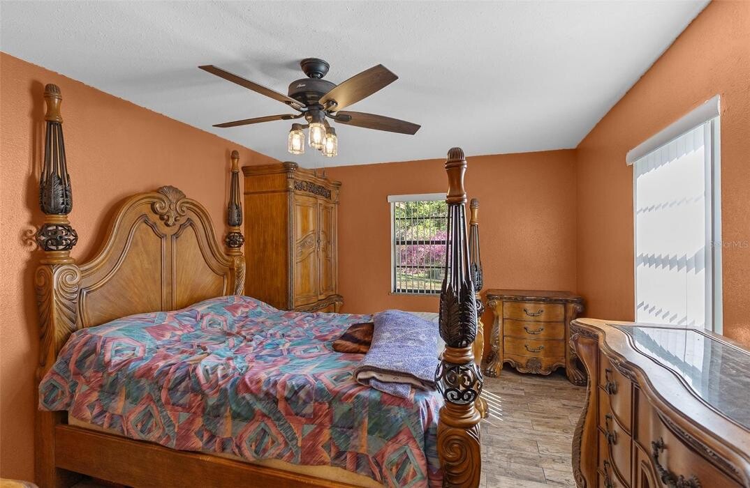 Images CENTURY 21 Alliance Realty