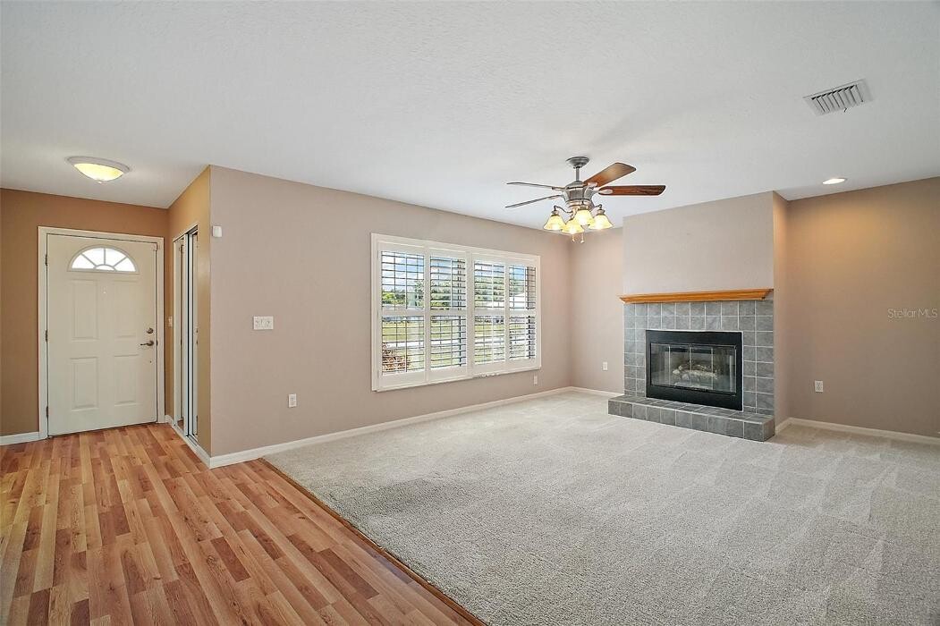 Images CENTURY 21 Alliance Realty
