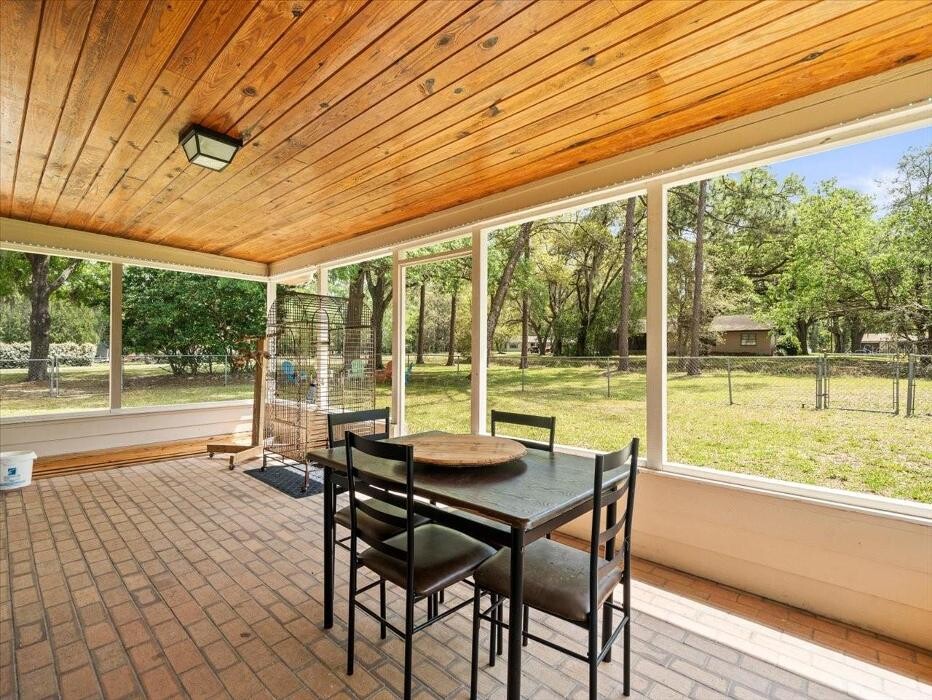 Images CENTURY 21 Alliance Realty
