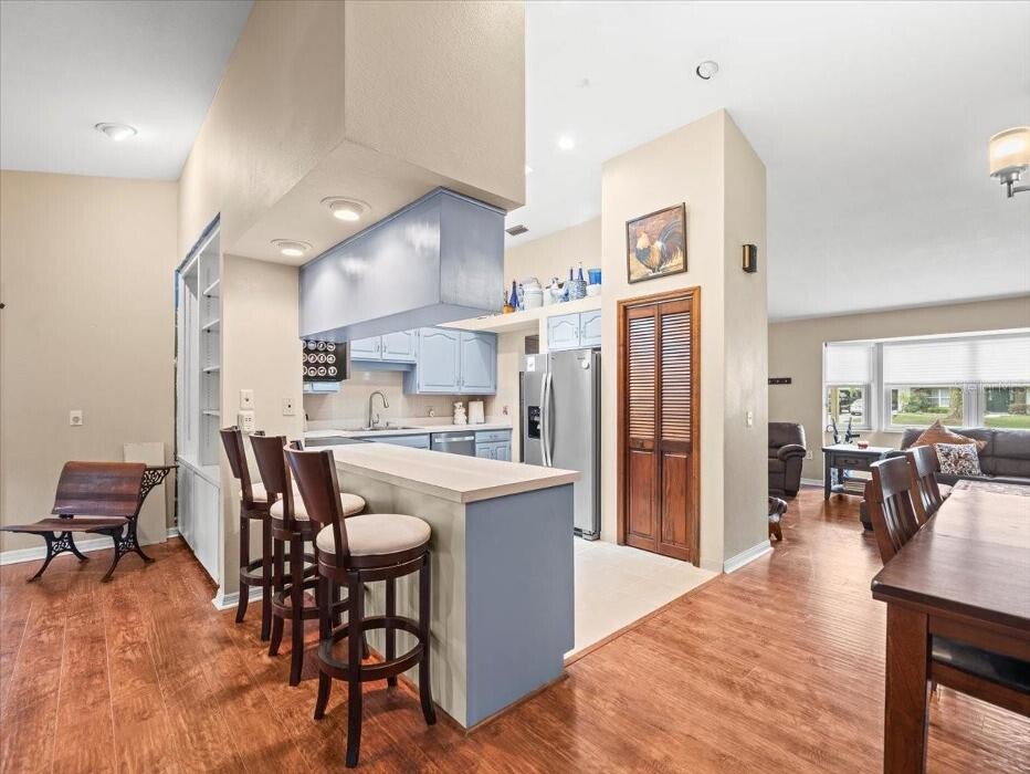 Images CENTURY 21 Alliance Realty