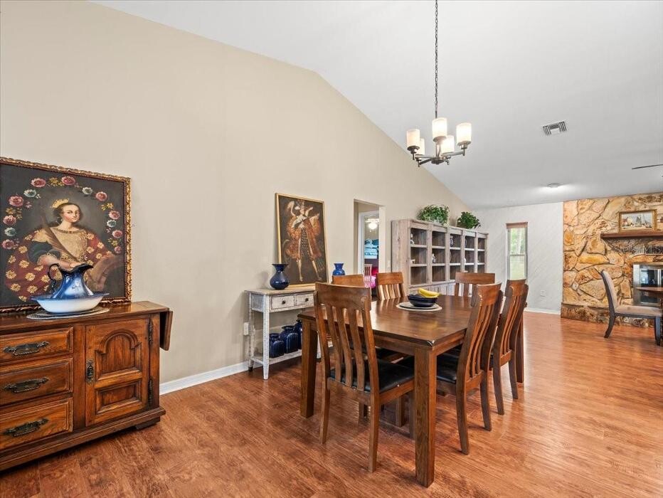 Images CENTURY 21 Alliance Realty