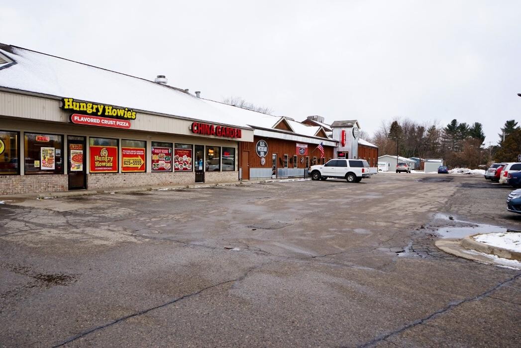 Images Hungry Howie's Pizza