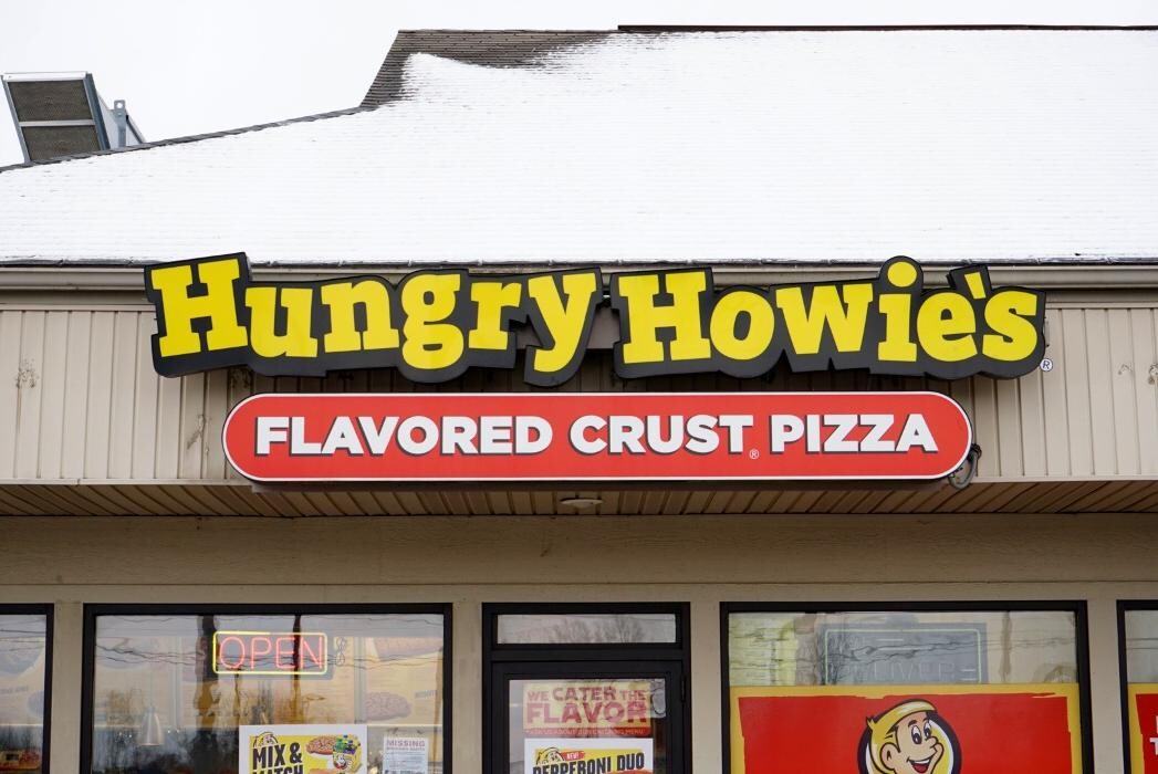 Images Hungry Howie's Pizza