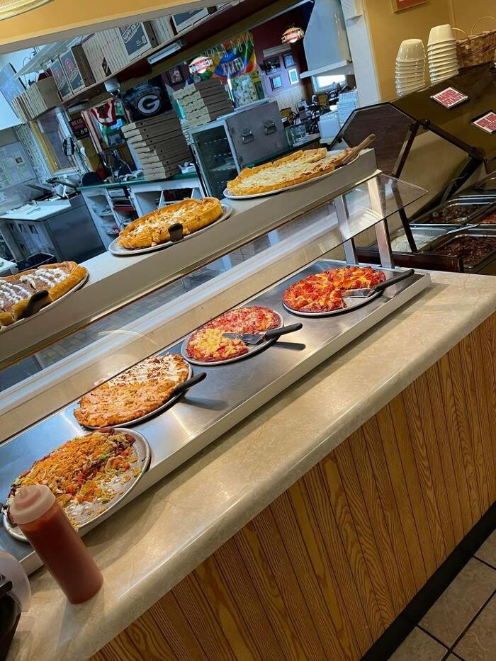 Images Happy Joe's Pizza & Ice Cream - Crookston