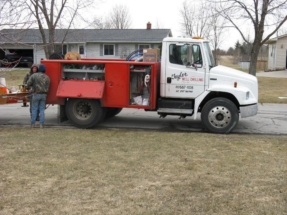 Images Taylor Well Drilling Inc