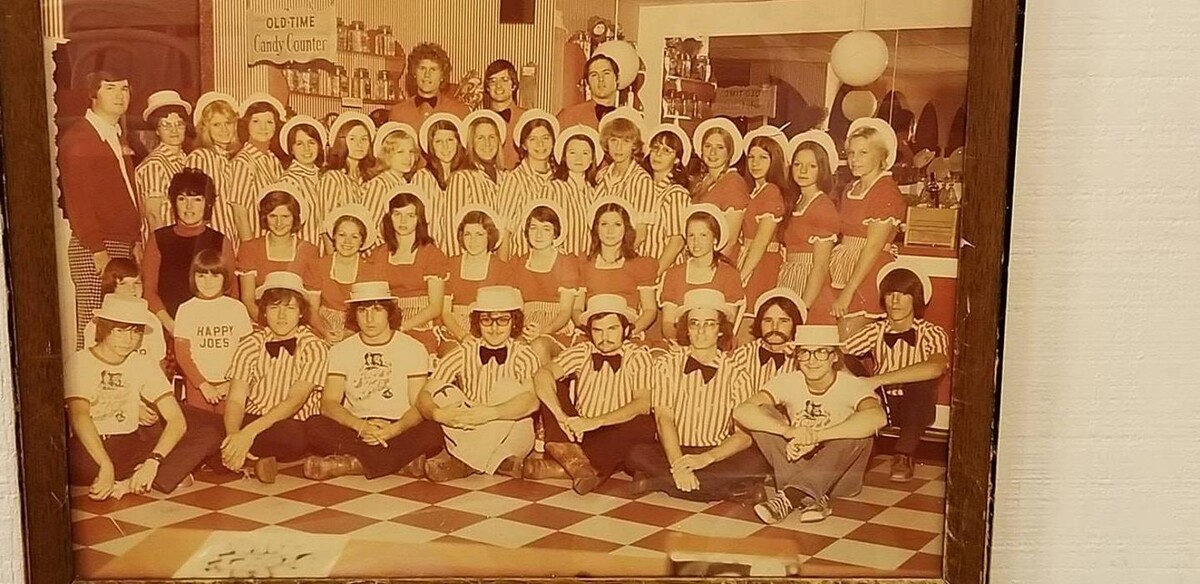 Images Happy Joe's Pizza & Ice Cream - Dubuque- Century Dr.