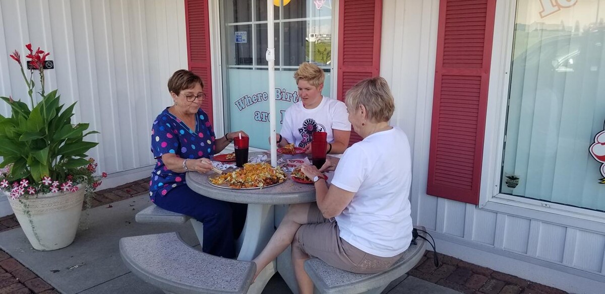 Images Happy Joe's Pizza & Ice Cream - Dubuque- Century Dr.