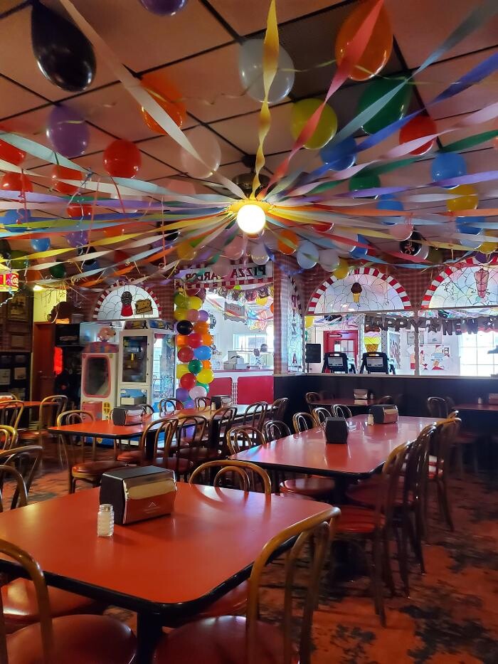 Images Happy Joe's Pizza & Ice Cream - Dubuque- Century Dr.