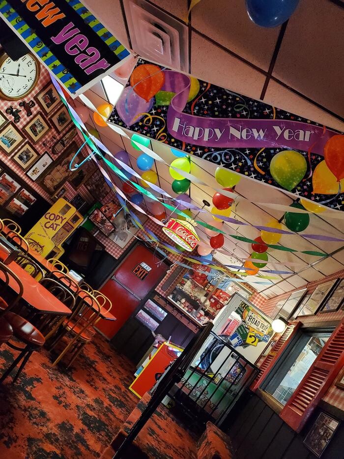 Images Happy Joe's Pizza & Ice Cream - Dubuque- Century Dr.