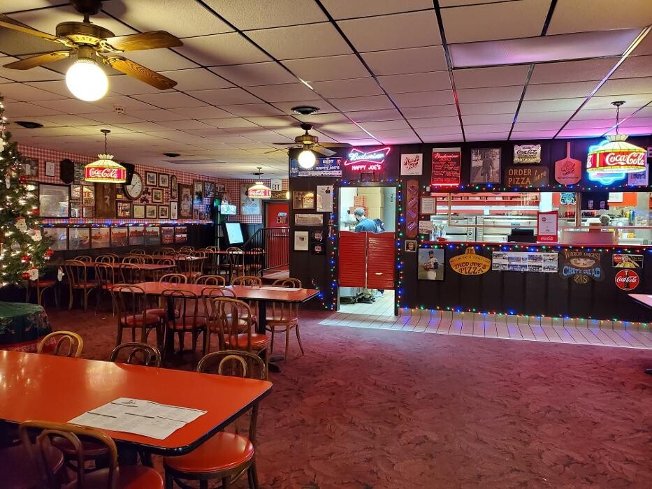 Images Happy Joe's Pizza & Ice Cream - Dubuque- Century Dr.