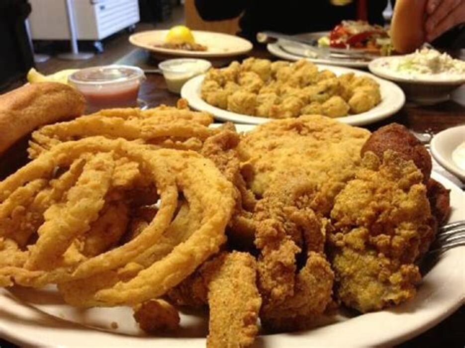 Images Hollier's Cajun Kitchen